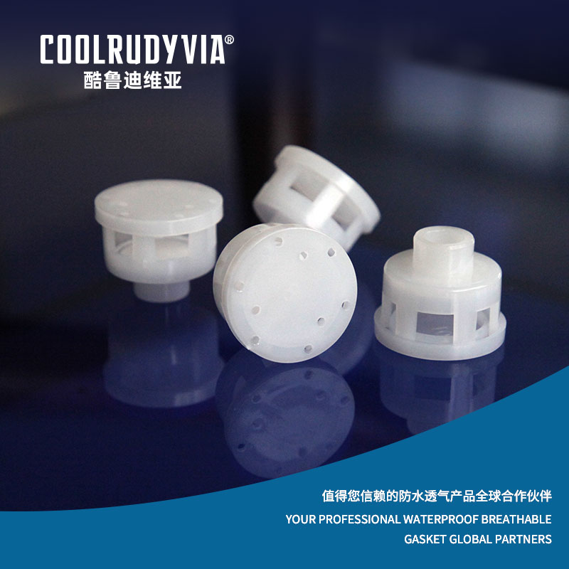 Wodoodporna, oddychająca wtyczka