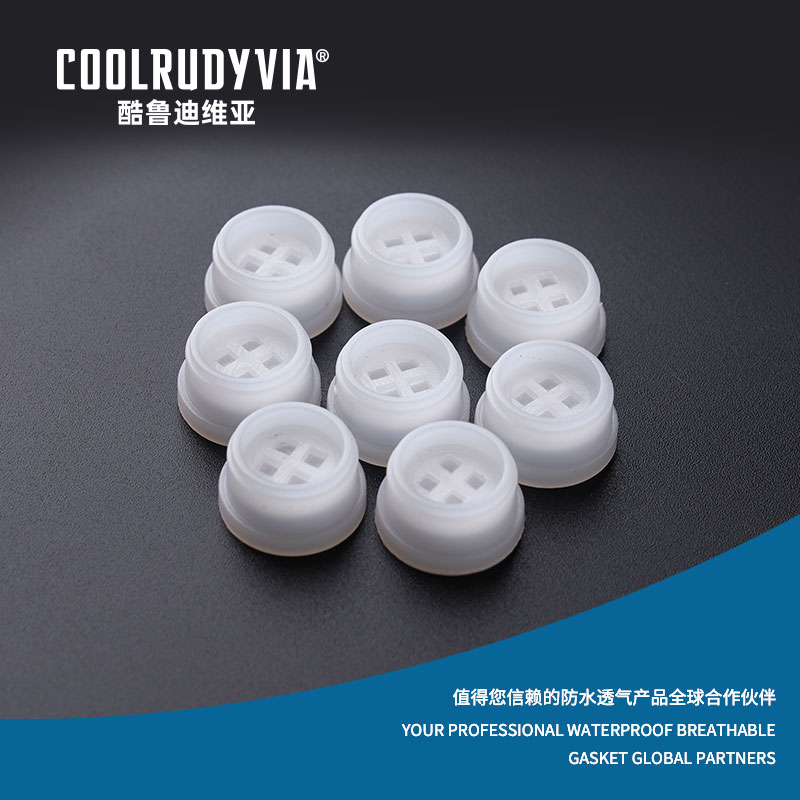 Wodoodporna, oddychająca wtyczka